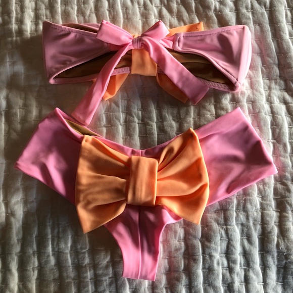 Lollii BowTie Bikini. Bandeau top/Cheeky Bottoms - Picture 7 of 7
